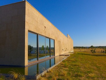 Buiten gevelkurk met isolerende façade kurk