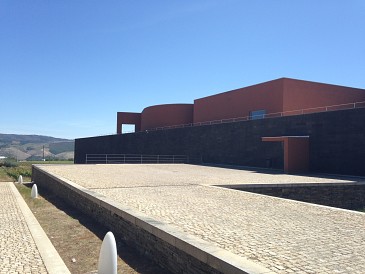 Buiten gevelkurk met isolerende façade kurk