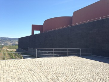 Buiten gevelkurk met isolerende façade kurk