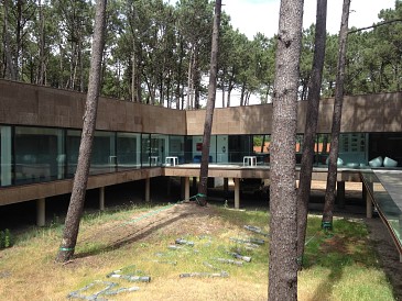 Buiten gevelkurk met isolerende façade kurk